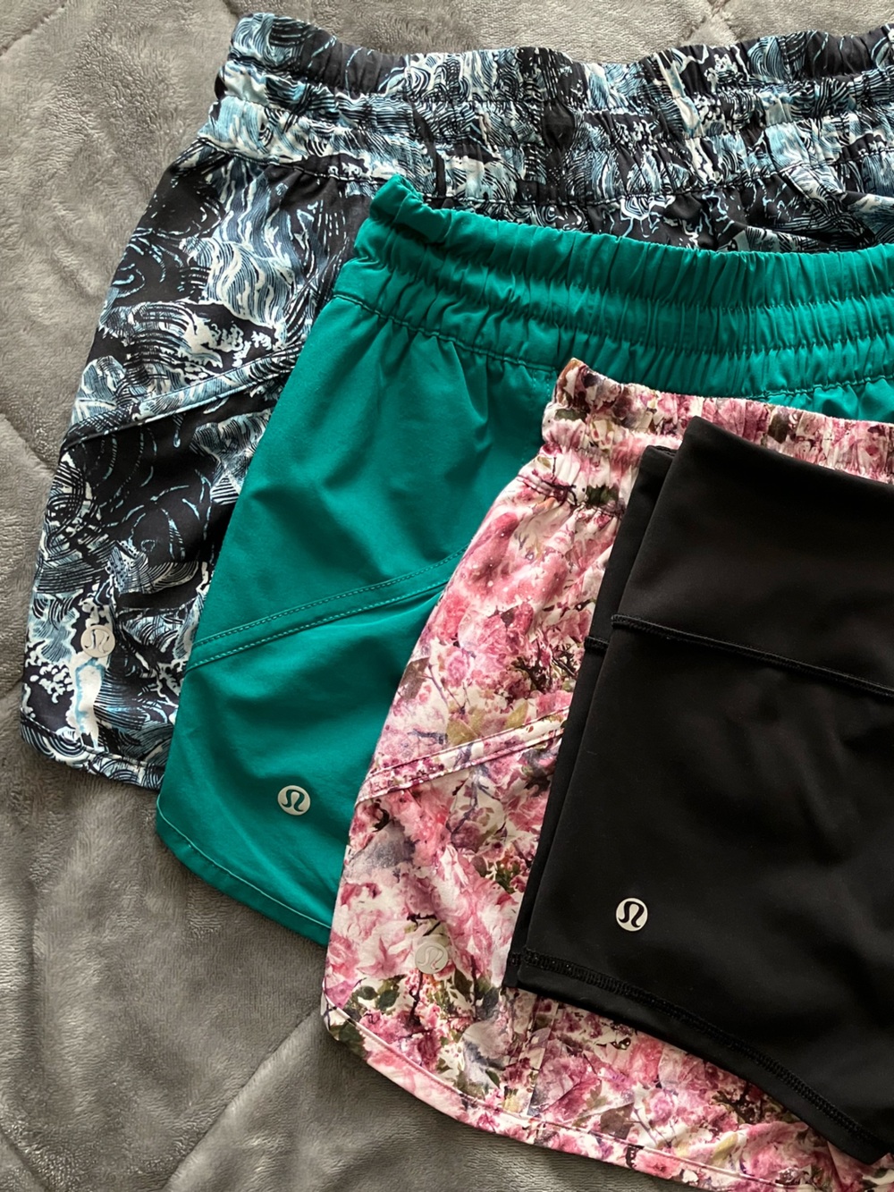 Lululemon Size 6 Athletic Gym Shorts x 4 bundle